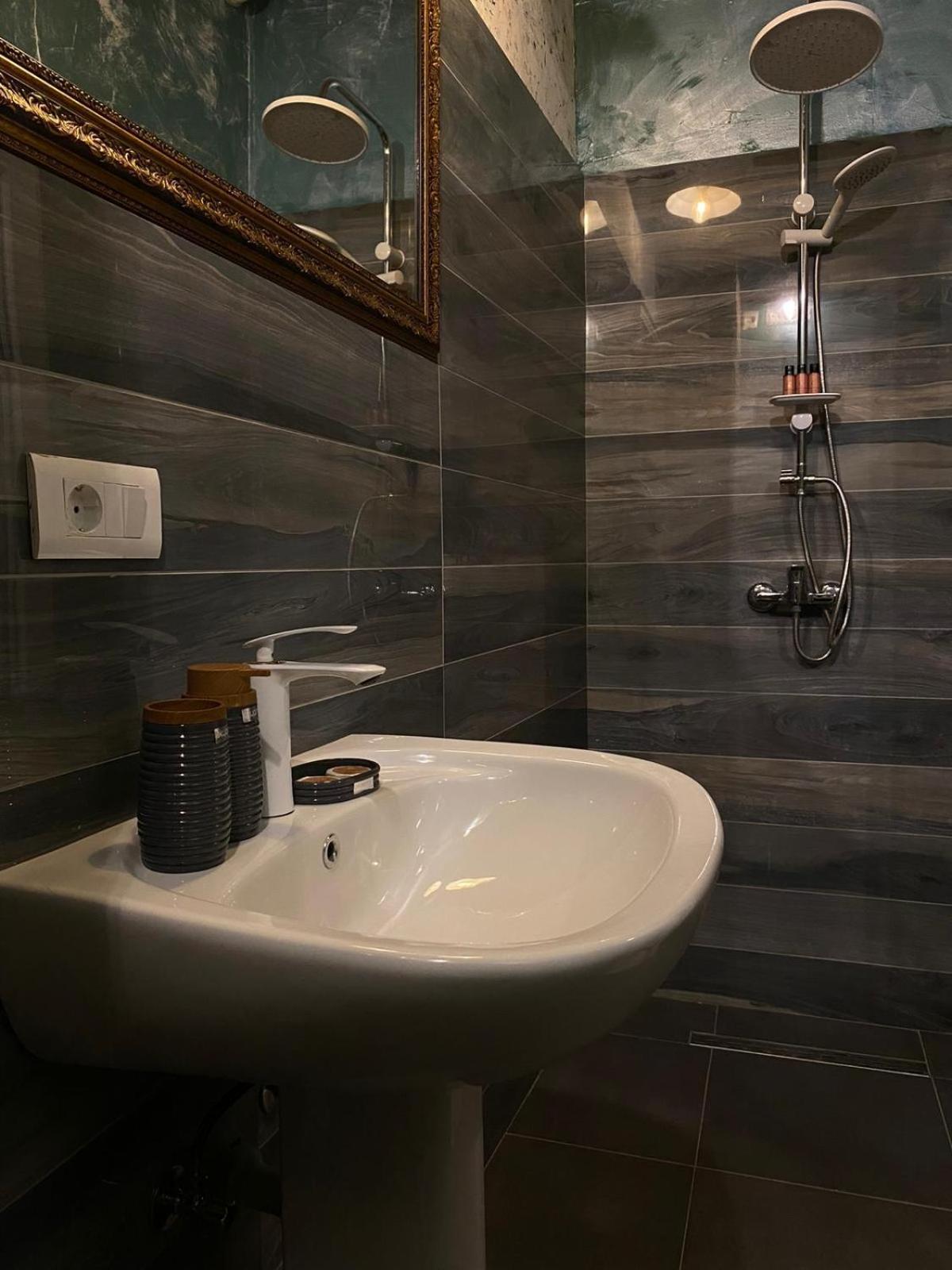 Hotel In Time Prizren Zimmer foto
